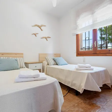 Villa A Pie Cala Forn Con Piscina
